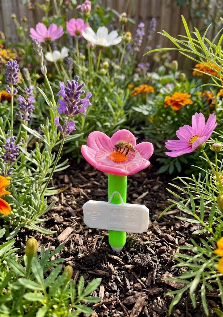 Bee Water Cup – Flower Garden Spike