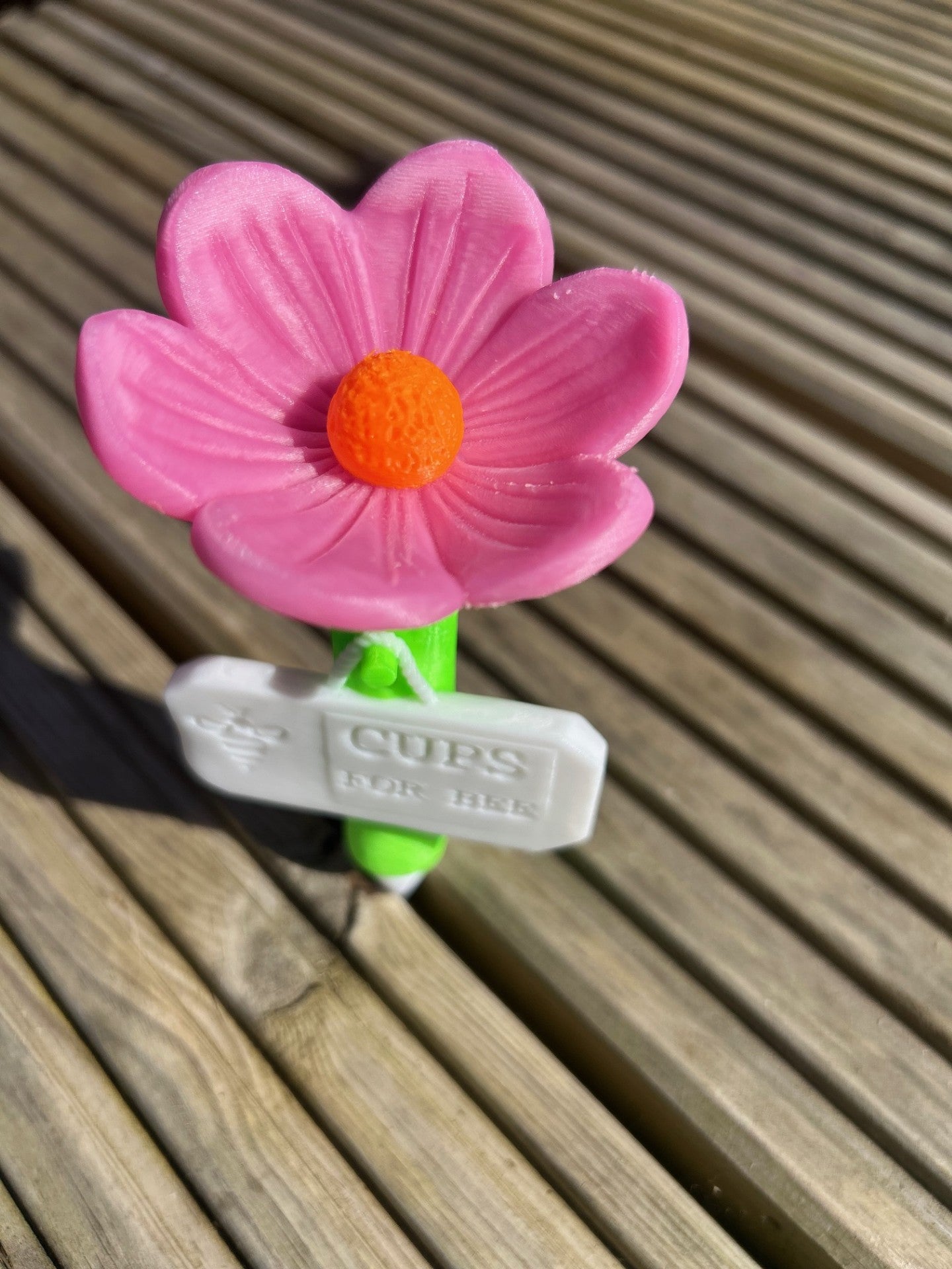 Bee Water Cup – Flower Garden Spike